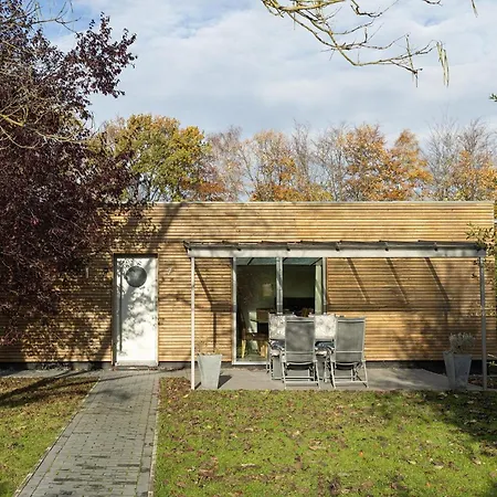 Haus Hanseatenweg 7 * Lenste