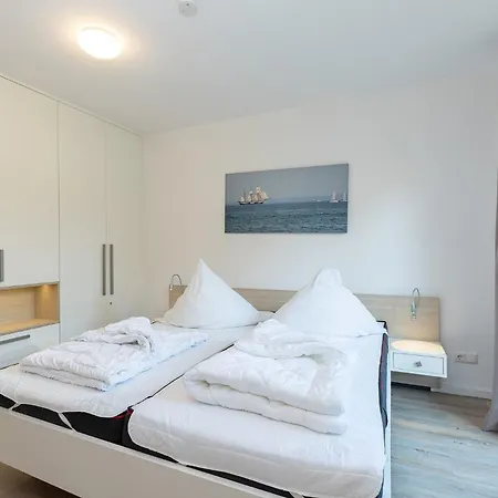 Haus Hanseatenweg 7 * Lenste