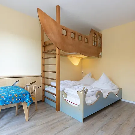 Haus Hanseatenweg 7 *